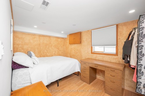 43 Lake Avenue N, Hamilton, ON - Indoor