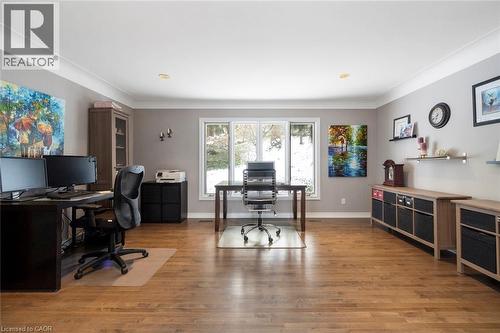 Spacious office, optional alternate main level guest space, art studio, music room - 18 Stonegate Drive, Hamilton, ON - Indoor Photo Showing Office