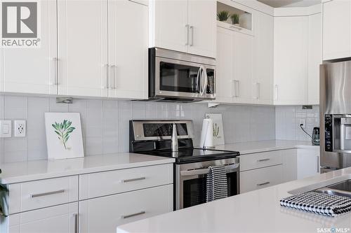 619 Fast Crescent, Saskatoon, SK 