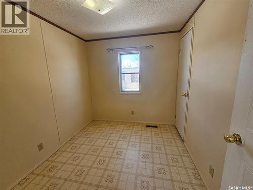 33 Stack Crescent, Meadow Lake, SK - Indoor Photo Showing Other Room