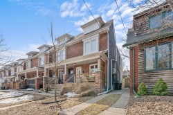 176 Hastings Avenue  Toronto, ON M4L 2L3
