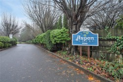 205A-698 Aspen Rd  Comox, BC V9M 3S9