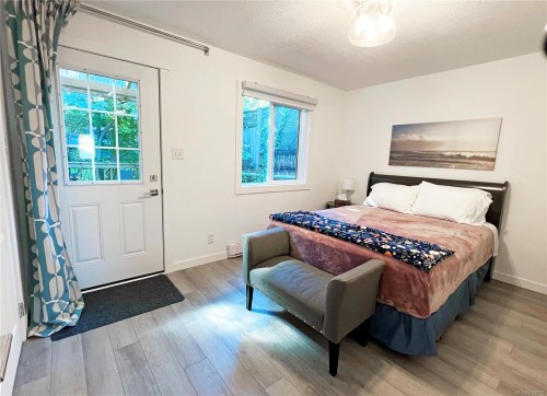 9736 Chemainus Rd, Chemainus, BC - Indoor Photo Showing Bedroom