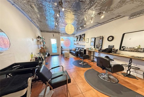 9736 Chemainus Rd, Chemainus, BC - Indoor Photo Showing Other Room