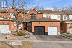 332 ELGIN STREET W  Oshawa (Mclaughlin), ON L1J 2P3