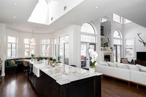 12 Ruskin Row, Winnipeg, MB 