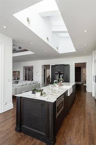 12 Ruskin Row, Winnipeg, MB 