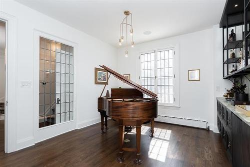 12 Ruskin Row, Winnipeg, MB 