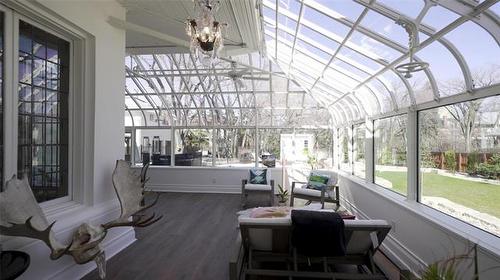 12 Ruskin Row, Winnipeg, MB 