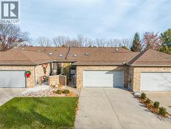 496 Martinique AVENUE  Windsor, ON N8P 1G6