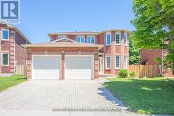 104 BERNARD AVENUE  Richmond Hill, ON L4C 9Z5