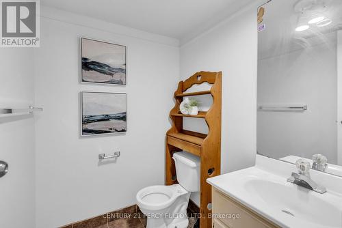 23 - 445 Pioneer Drive, Kitchener, ON - Indoor Photo Showing Bathroom