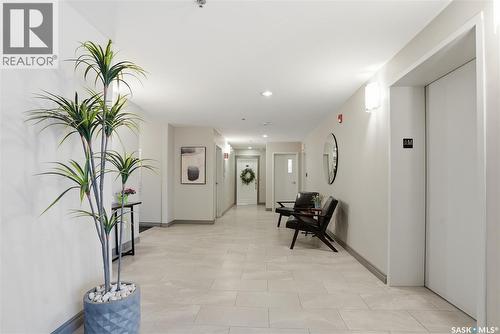 111 619 Saskatchewan Crescent W, Saskatoon, SK - Indoor Photo Showing Other Room