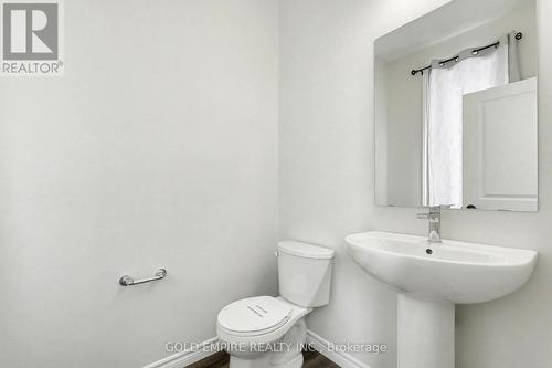 373 Callaway Road, London North (North R), ON - Indoor Photo Showing Bathroom