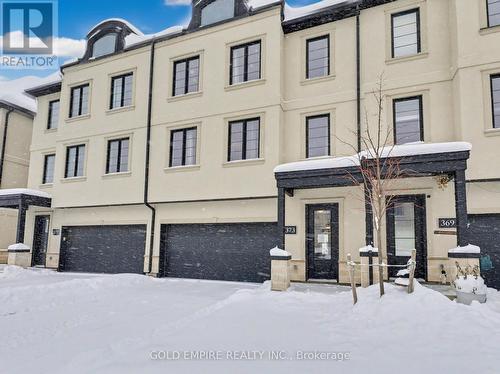 373 Callaway Road, London North (North R), ON - Outdoor With Facade