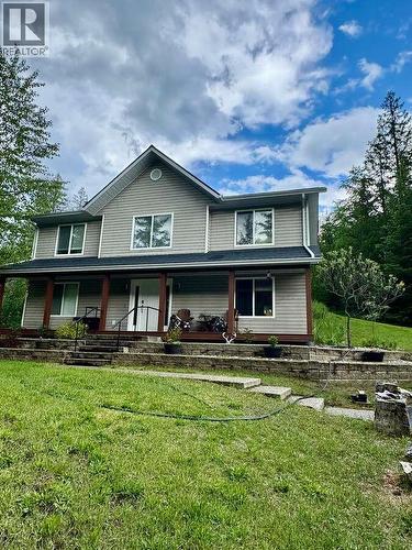 2095 Pass Creek Road  Castlegar, BC V1N 4T1