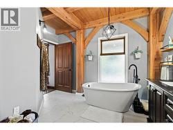 Soaker tub in Ensuite - 