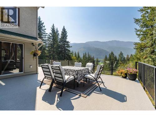 1403 Notch Hill Road, Sorrento, BC - Outdoor With Deck Patio Veranda