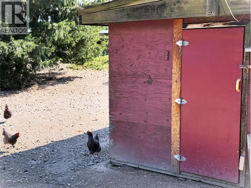 Chicken Coop - 1403 Notch Hill Road, Sorrento, BC - Outdoor
