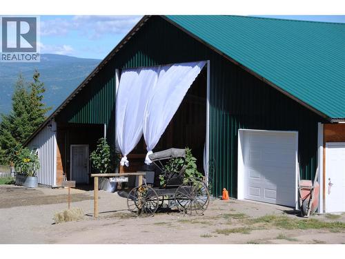 Barn decorated for wedding - 1403 Notch Hill Road, Sorrento, BC - Outdoor