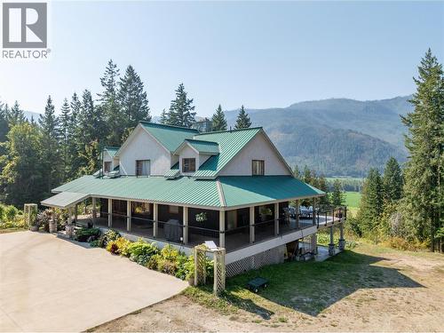 1403 Notch Hill Road, Sorrento, BC - Outdoor With Deck Patio Veranda