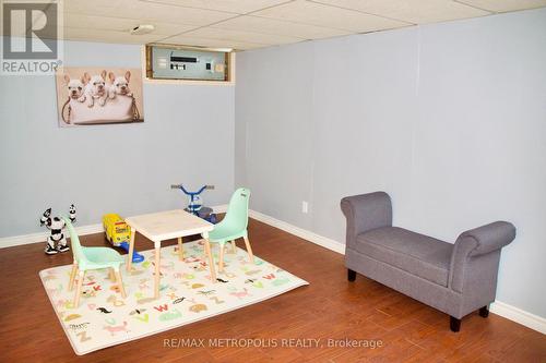 1405 Manitou Drive, Oshawa, ON - Indoor