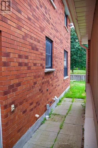 1405 Manitou Drive, Oshawa, ON - Outdoor With Exterior
