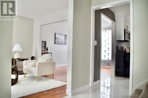 1405 Manitou Drive, Oshawa, ON - Indoor Photo Showing Other Room