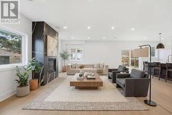 49 GREENDOWNS DRIVE  Toronto, ON M1M 2G6