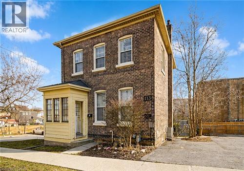 133 DARLING Street  Brantford, ON N3T 2L1