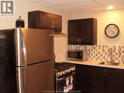 601 GRAND AVENUE East Unit# 1 - lower back unit Chatham, ON N7L 3Z2