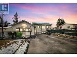 7527 Park Drive West  Radium Hot Springs, BC V0A 1M0
