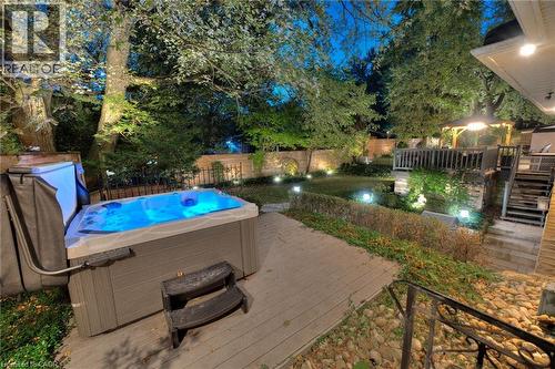 243 Lincoln Road, Waterloo, ON - Outdoor