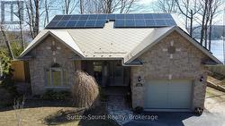 122 MCCULLOUGH LAKE DRIVE Chatsworth, ON N0H 2V0