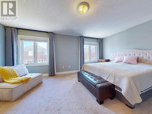 73 Graihawk Drive, Barrie, ON - Indoor Photo Showing Bedroom