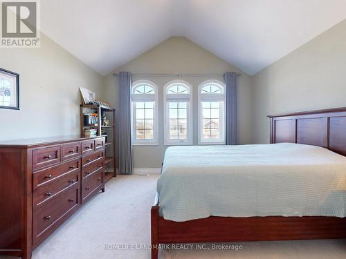 73 Graihawk Drive, Barrie, ON - Indoor Photo Showing Bedroom