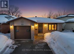 9 SINCLAIR COURT  Barrie, ON L4N 5X8