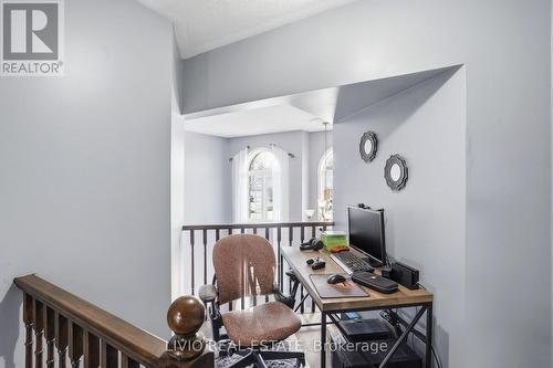 19 Konstantine Court, Hamilton, ON - Indoor Photo Showing Office