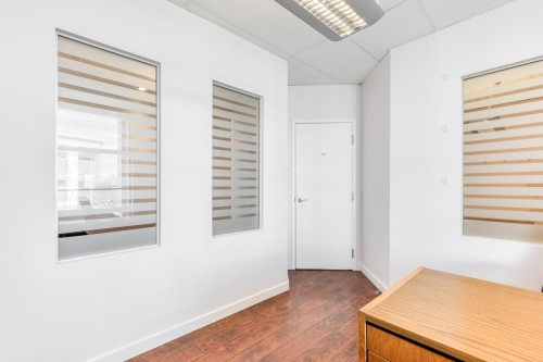 Office - 211-1555 Boul. De L'Avenir, Laval (Chomedey), QC - Indoor Photo Showing Other Room
