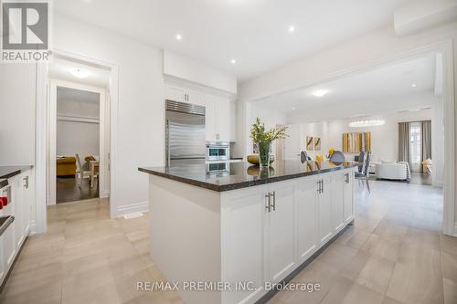 30 Enclave Court, Vaughan, ON - Indoor Photo Showing Kitchen