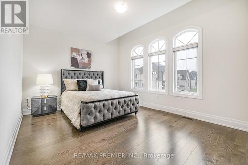 30 Enclave Court, Vaughan, ON - Indoor Photo Showing Bedroom