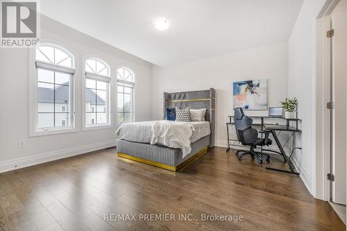 30 Enclave Court, Vaughan, ON - Indoor Photo Showing Bedroom