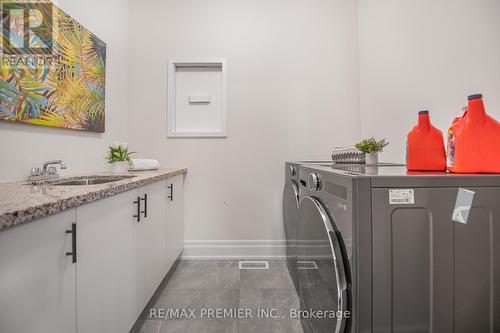 30 Enclave Court, Vaughan, ON - Indoor Photo Showing Laundry Room