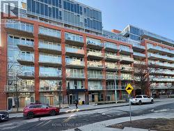 742 - 340 MCLEOD STREET  Ottawa, ON K2P 1A4