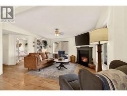 Main House - Living - 