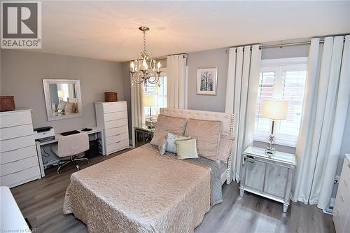 13 Emick Drive, Ancaster, ON 