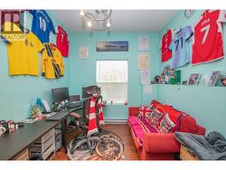 Office or second bedroom in suite - 