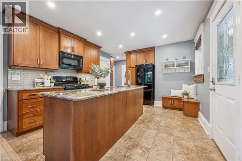 310 Kitchener Road, Cambridge, ON - Indoor Photo Showing Kitchen