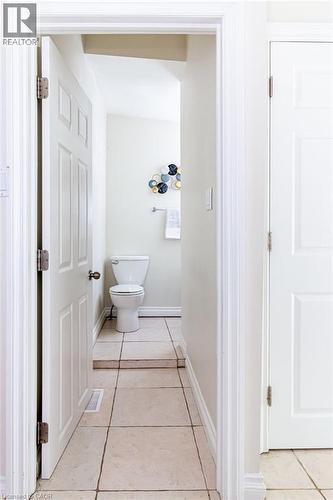 49 Sheaffe Street, Hamilton, ON - Indoor Photo Showing Bathroom
