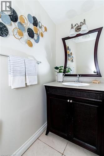 49 Sheaffe Street, Hamilton, ON - Indoor Photo Showing Bathroom